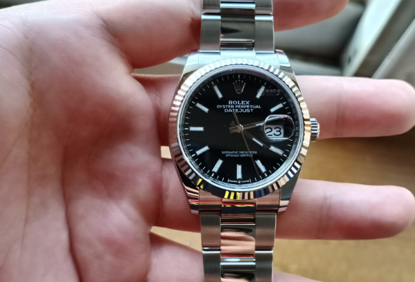 勞力士手表表帶出現裂痕該如何修復？